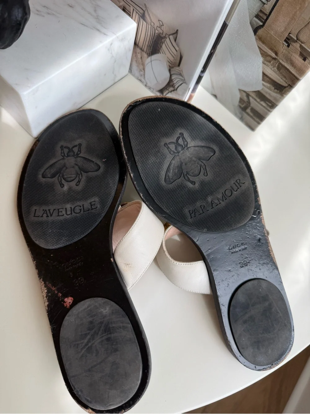 Gucci White Leather Thong Sandals with Gold Double G Accent - Picture 5 of 7